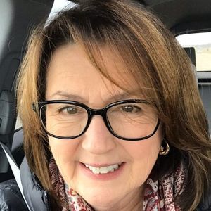 Meet your Posher, Laurel